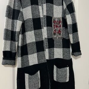 Stylish Black and Gray ladies Checkered long cardigan XL